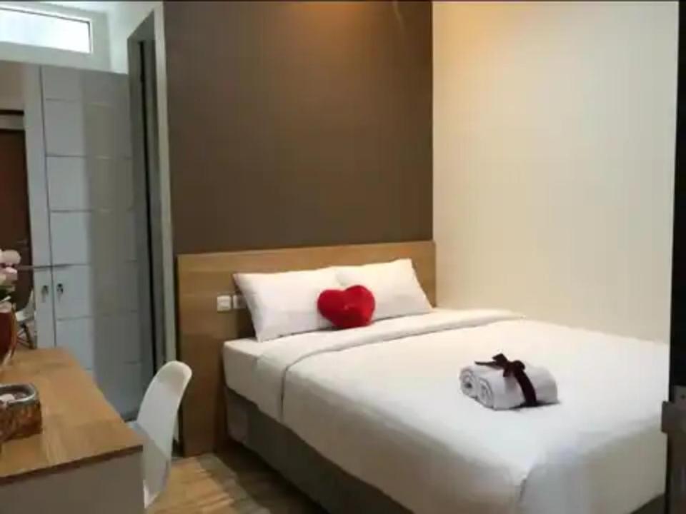 Phoenix Guest House Σουραμπάγια Εξωτερικό φωτογραφία